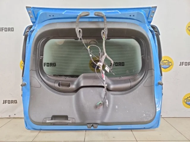 Крышка багажника для Ford Kuga CBV 2008-2013 на фотографиях