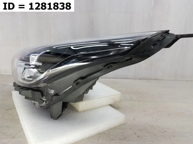 Фара ксенон левая для Kia Cerato YD 2016-2020 rest. на фотографиях