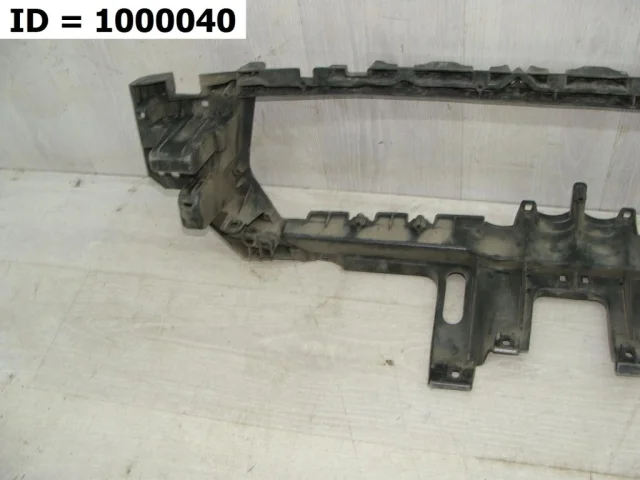 Кронштейн радиатора верхний для Audi A4 B9 Allroad Quattro 2016+ на фотографиях