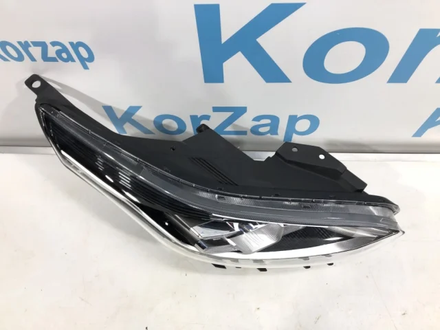 Фара правая для Kia Cerato YD 2016-2020 rest. на фотографиях