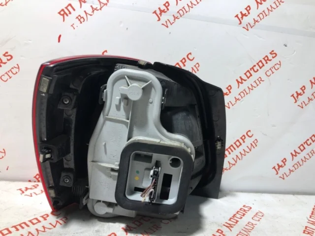 Фонарь левый для Volkswagen Polo V Хэтчбек (3dr) (6R) 2009-2014 на фотографиях