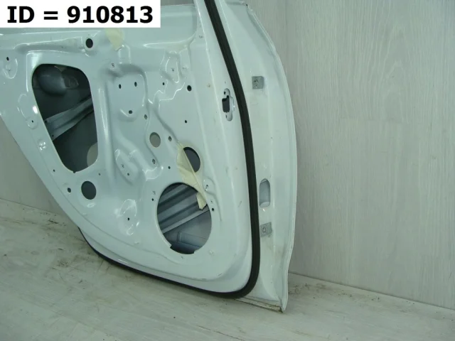 Дверь задняя левая для Audi A4 B9 2015+ на фотографиях