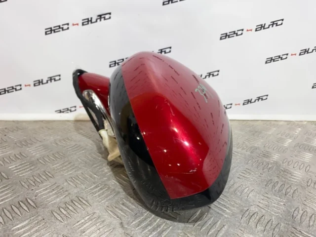 Стекла и зеркала для Citroen DS4 2011-2016 на фотографиях