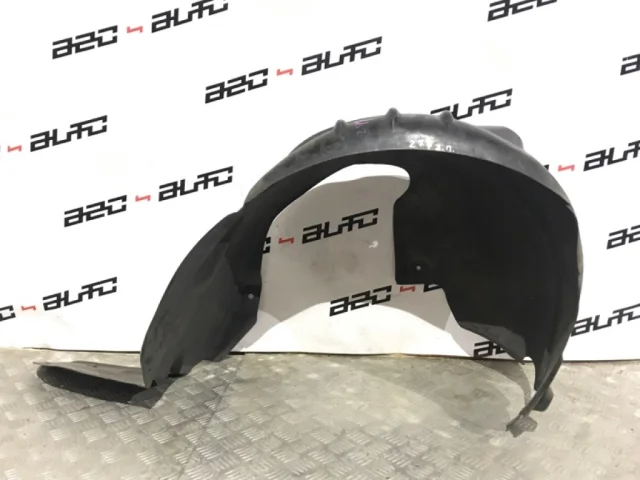 Крылья для Peugeot 308 SW T7 2007-2014 на фотографиях