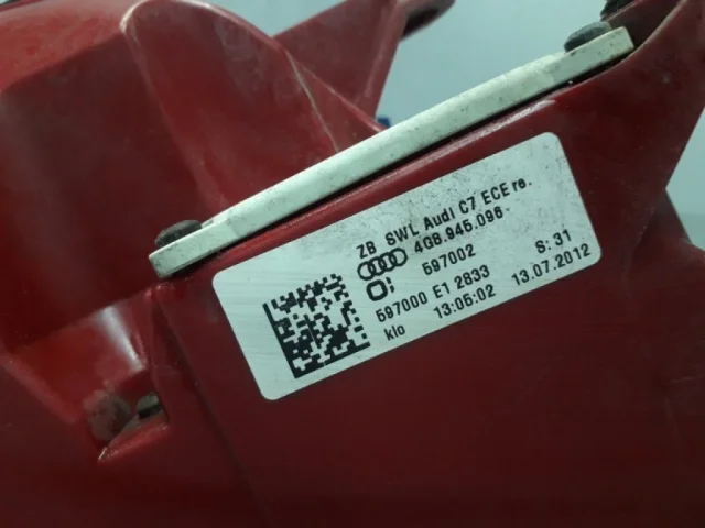 Фонарь внешний правый для Audi A7 4G 2010-2014 на фотографиях