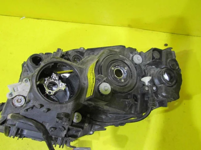 Фара правая для Lexus RX GGL10,15,16W, GYL10,15,16W (JDM) 2009-2014 на фотографиях