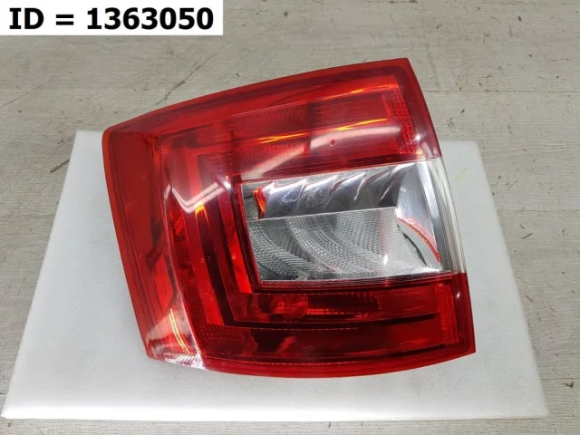 Фонарь левый для Skoda Octavia A7 Tour на фотографиях