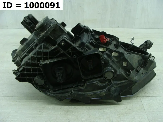 Фары для Volkswagen Passat (B8) Variant 2014-2019 на фотографиях