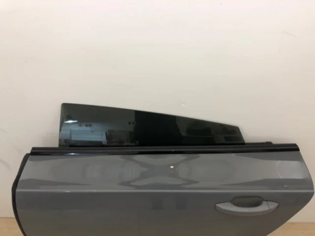 Двери для Audi A7 4G 2010-2014 на фотографиях