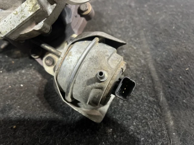 Турбина для Ford Galaxy CD340 2006-2015 на фотографиях