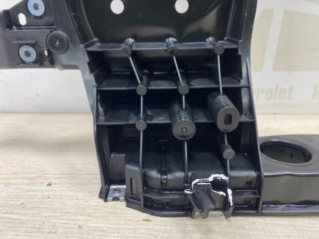 Панель радиатора (телевизор) для Hyundai Tucson NX4 2020+ на фотографиях