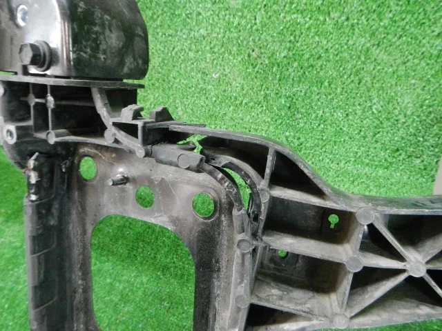 Панель радиатора (телевизор) для Kia Cerato YD 2016-2020 rest. на фотографиях