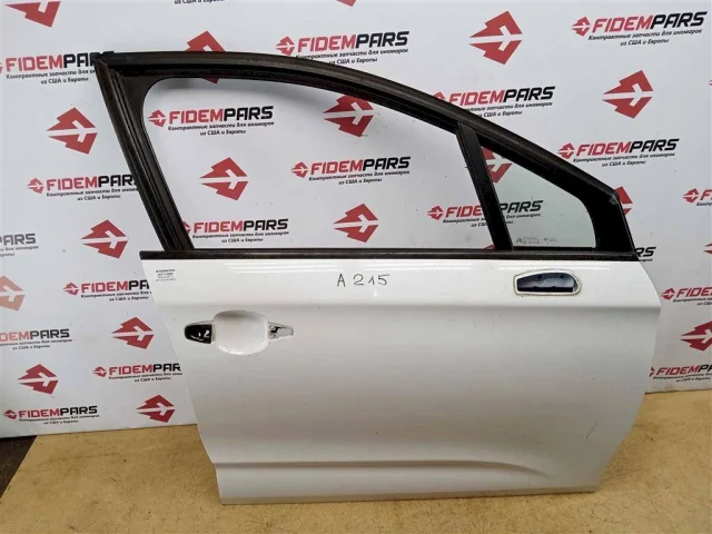 Двери для Citroen C4 Седан 2010-2016 на фотографиях