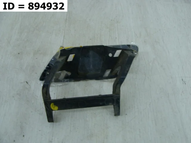 Крышка форсунки фароомывателя правая для Mercedes-Benz M class W166 2011-2015 на фотографиях