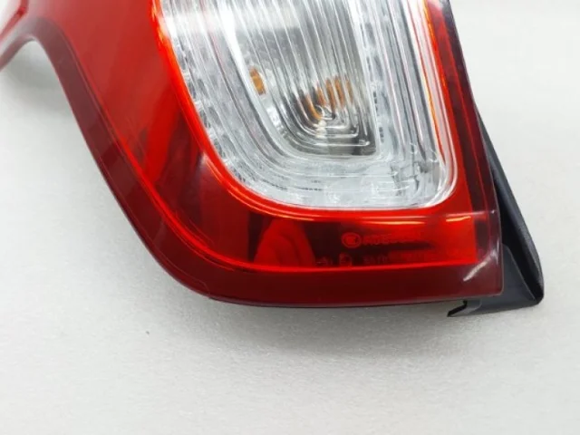 Фонарь левый для Ford Explorer U502 rest 2014-2019 на фотографиях