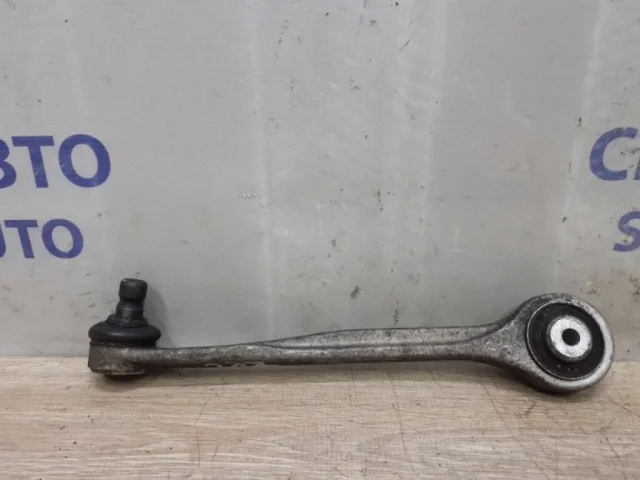 Рычаг передний правый верхний для Audi A6 C7 2010-2018 на фотографиях