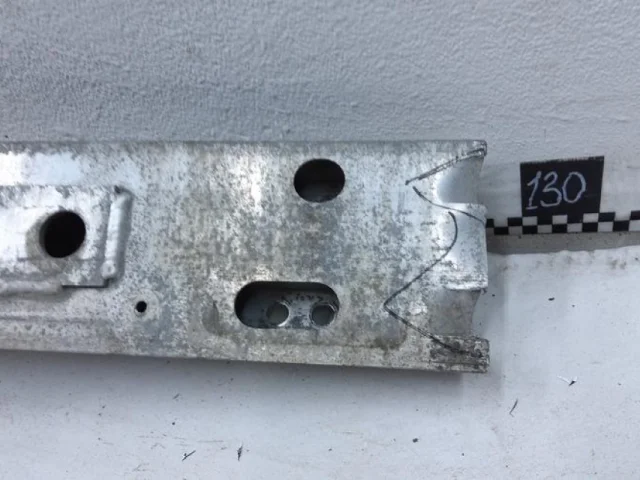 Усилитель переднего бампера для Lexus RX AGL10, GGL10, GLV15, GGL15, GLV10 2009-2015 на фотографиях