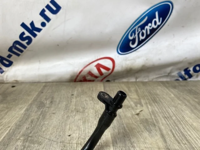 Трубка маслопровода АКПП для Ford Galaxy CD340 2006-2015 на фотографиях