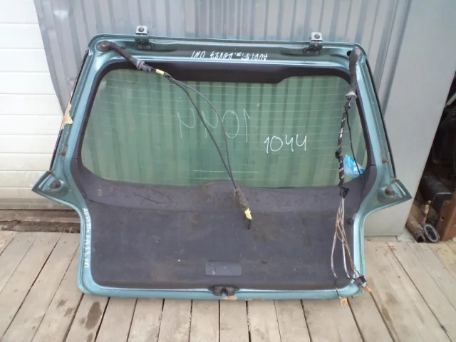 Крышка багажника для Audi A4 B5 Avant 1994-2001 на фотографиях