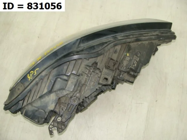 Фара левая для Audi A6 C7 Avant 2010-2018 на фотографиях