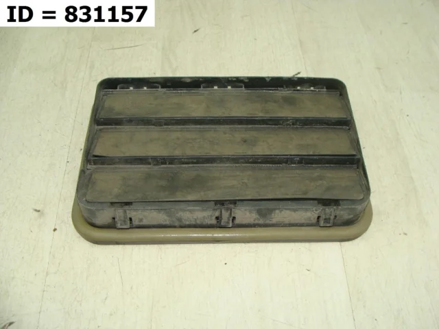 Решетка вентиляционная левая для BMW 5er Е39 1995-2003 на фотографиях