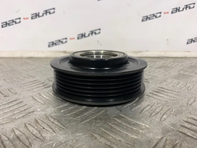 Компрессор кондиционера для Audi A4 B7 Кабриолет 2004-2008 на фотографиях