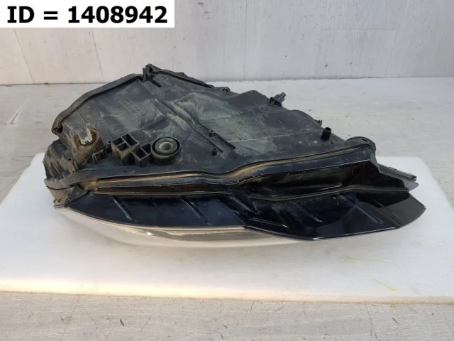 Фара левая для Audi A6 C8 Allroad quattro 2019+ на фотографиях