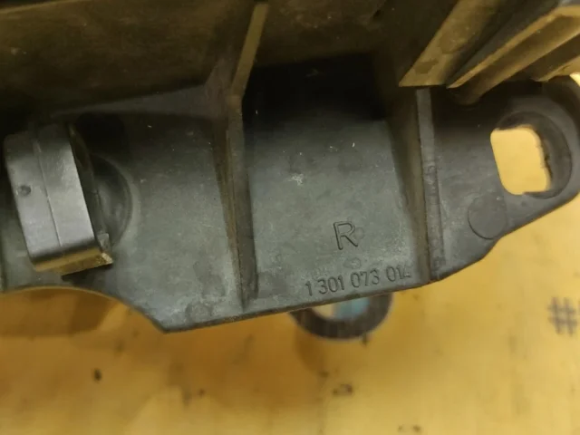 Фара левая для BMW 7er Е38 1994-2001 на фотографиях