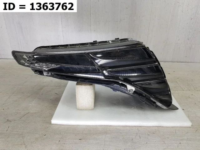 Фара правая для Hyundai Tucson NX4 2020+ на фотографиях