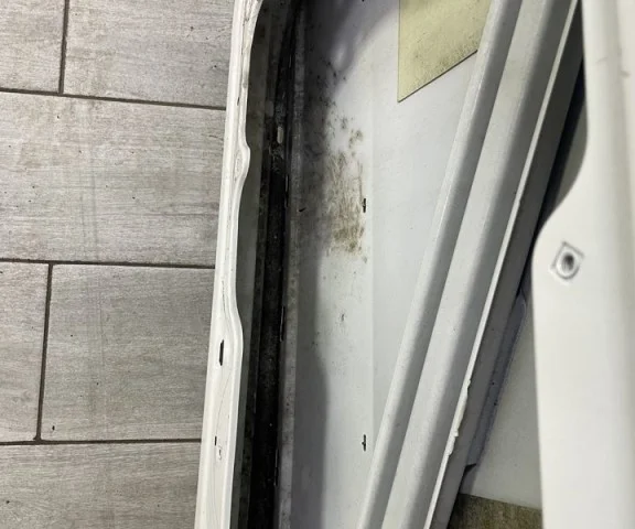 Дверь передняя правая для Volkswagen Passat Variant (B6, Typ 3C) 2004-2010 на фотографиях