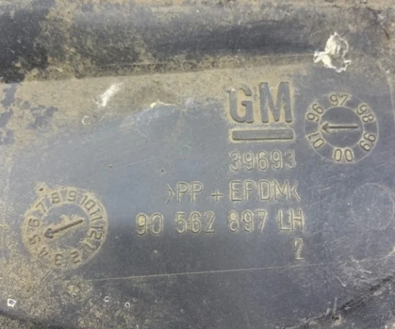 Крылья для Opel Astra G Хэтчбек-5 1998-2005 на фотографиях