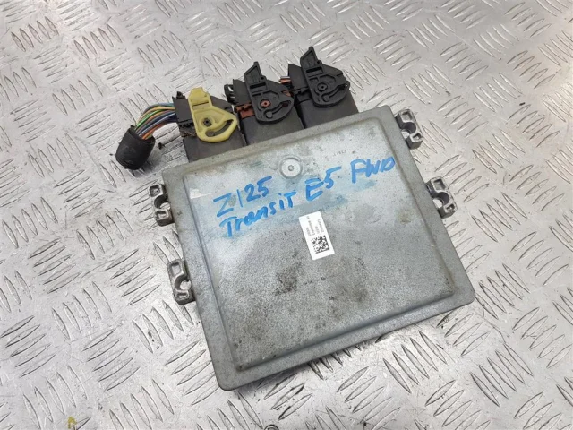 Блок управления двигателем для Ford Transit 2006-2013 Фургон на фотографиях