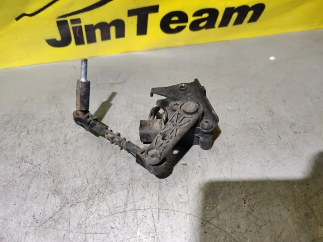 Датчик дорожного просвета задний для Audi A6 C7 2010-2018 на фотографиях