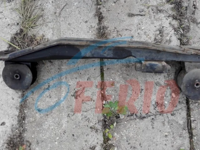 Подрамник двигателя для Suzuki SX4 2006-2009 на фотографиях