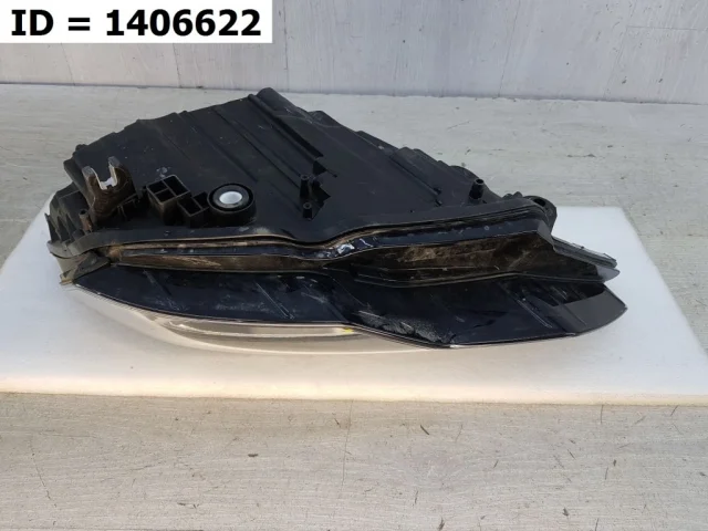 Фара левая для Audi A6 C8 Allroad quattro 2019+ на фотографиях