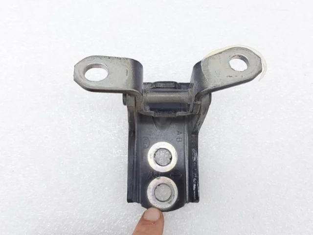 Петля двери передней левой верхняя для Nissan X-Trail T32 JDM 2013-2022 на фотографиях