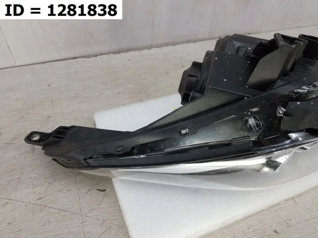 Фара ксенон левая для Kia Cerato YD 2016-2020 rest. на фотографиях