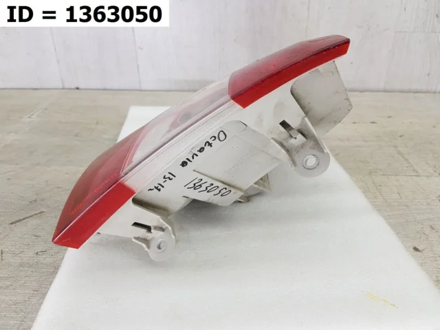 Фонарь левый для Skoda Octavia A7 Tour на фотографиях