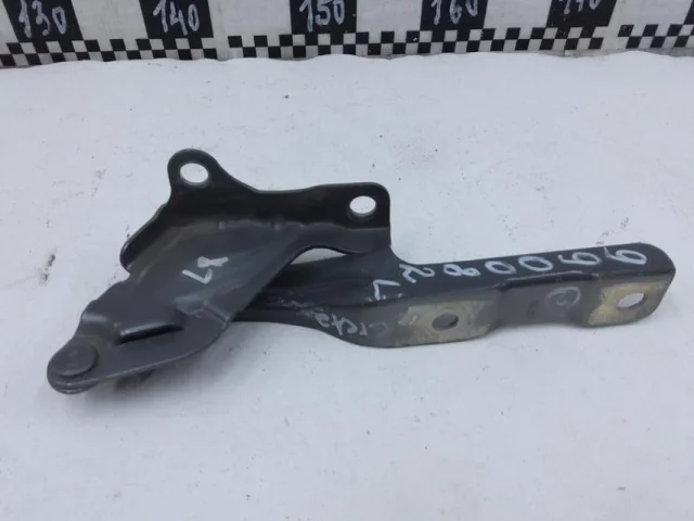 Петля капота правая для Hyundai Creta 1 GS 2016-2021 на фотографиях