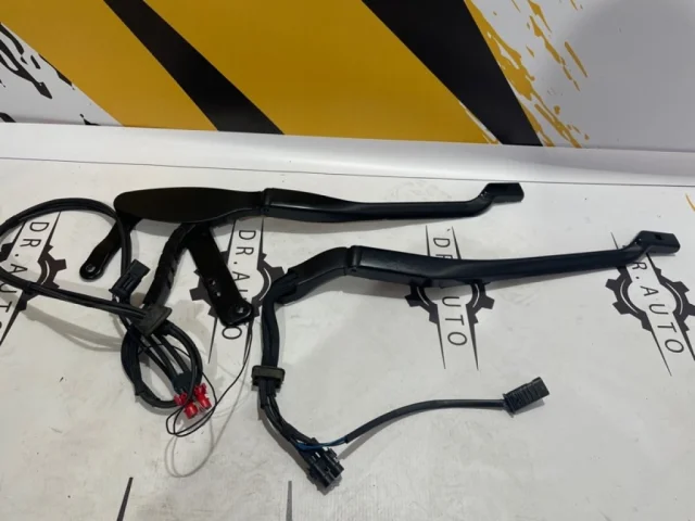 Поводок стеклоочистителя задний для Mercedes-Benz S class W222 2013-2017 на фотографиях