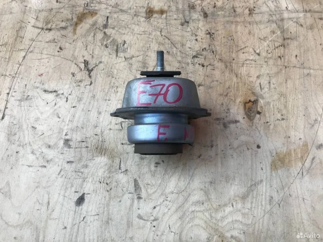 Опора двигателя задняя правая нижняя для BMW X5 Е70 2006-2013 на фотографиях
