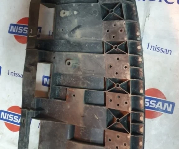 Спойлер переднего бампера для Nissan X-Trail T32 RU 2015-2022 на фотографиях