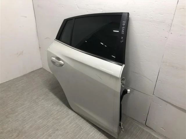 Дверь задняя правая для Subaru XV GT/G24 2017+ на фотографиях