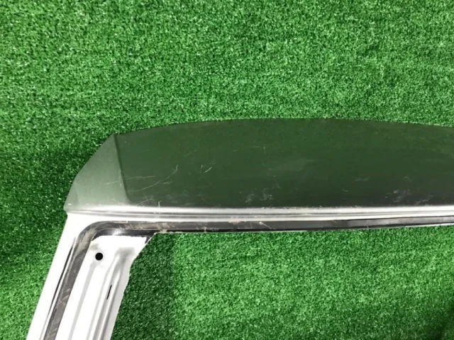 Крышка багажника для Volkswagen Passat (B8) Variant 2014-2019 на фотографиях