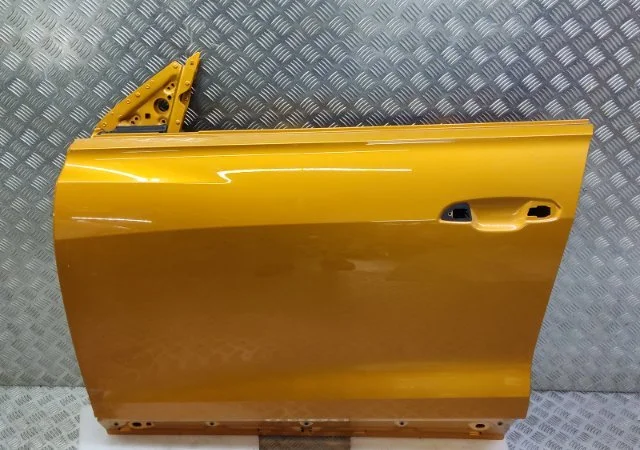 Дверь передняя левая для Audi Q8 4M 2018-2023 на фотографиях