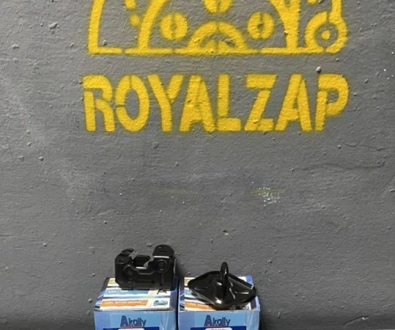 Фиксатор стойки капота для Mercedes-Benz GLK class X204 2008-2016 на фотографиях