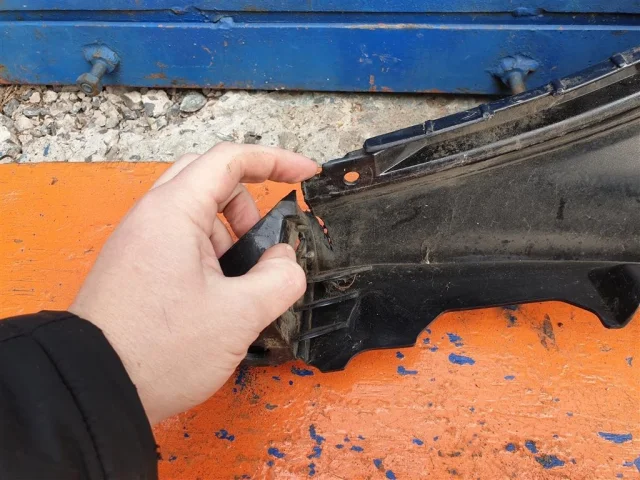 Крылья для Ford Kuga CBV 2008-2013 на фотографиях