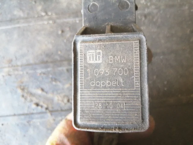 Датчик дорожного просвета передний для BMW X3 Е83 2003-2010 на фотографиях