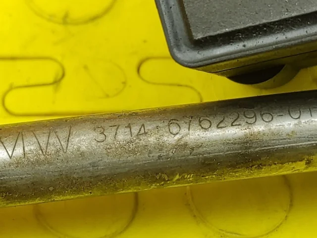 Датчик дорожного просвета передний для BMW X3 Е83 2003-2010 на фотографиях