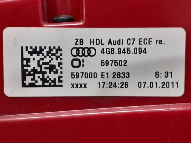 Фонарь внутренний правый для Audi A7 4G 2010-2014 на фотографиях